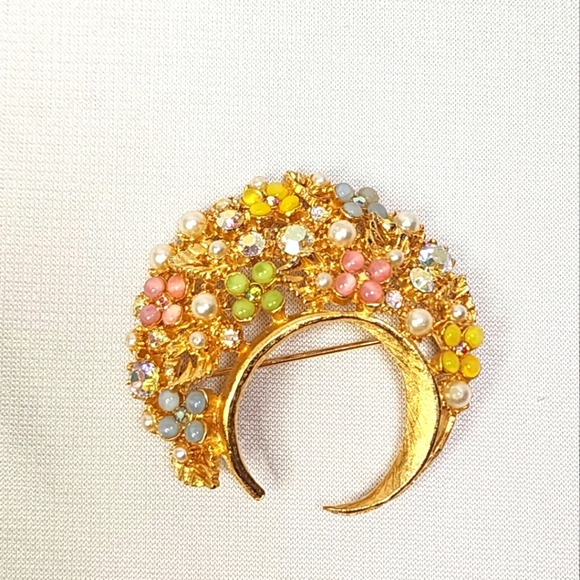ART Pepper Floral Crescent Gold Brooch - Picture 9 of 10
